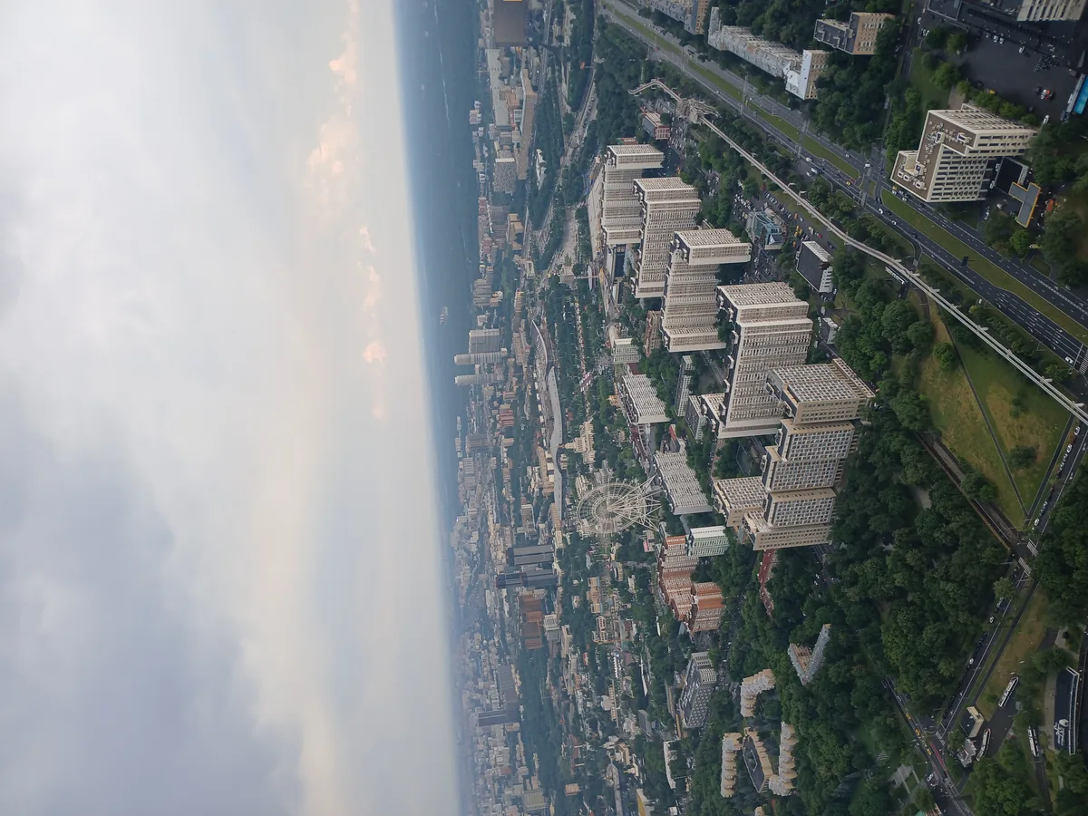 Wall post